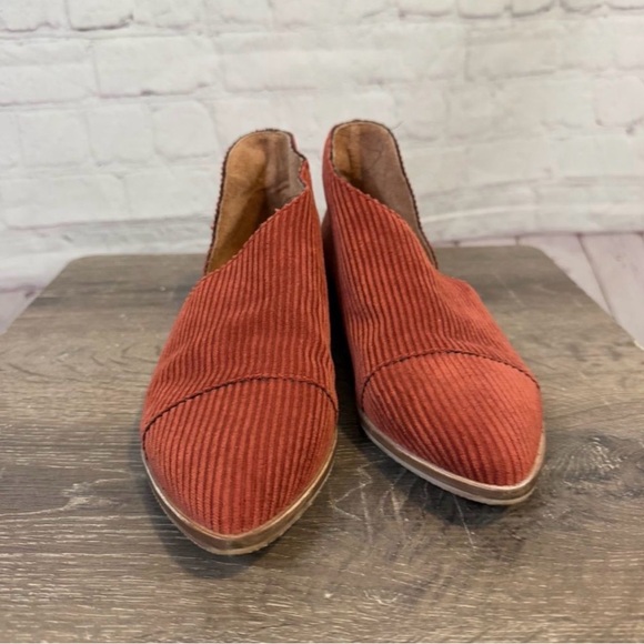 Free People Royal Rust Corduroy Slip-On Flats - Picture 4 of 9